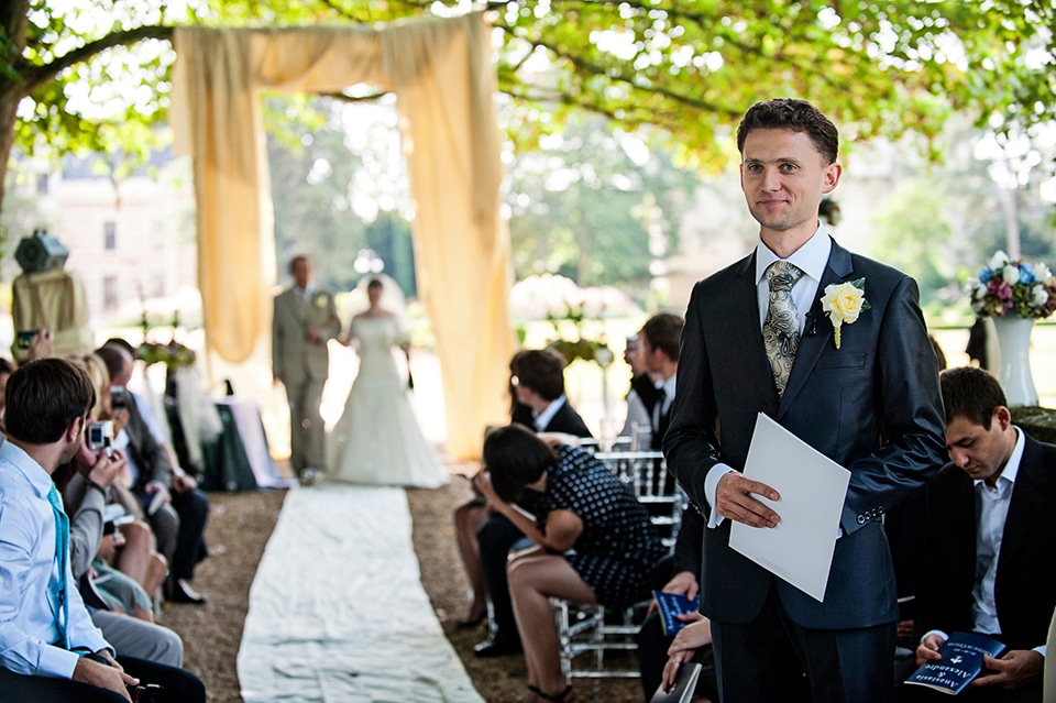 14-destination-wedding-groom