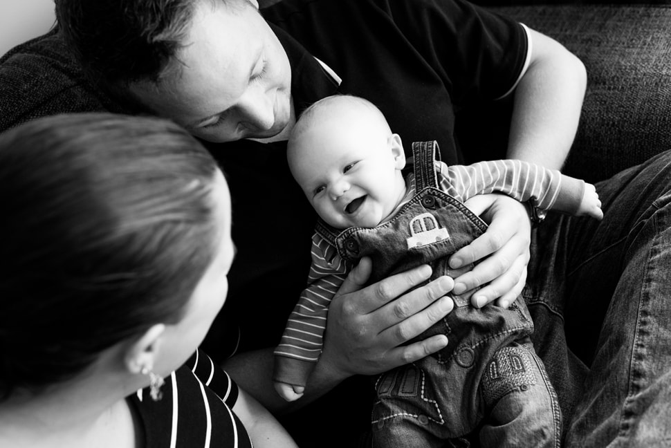 smiling baby, natural newborn photos St Albans, newborn photos at home