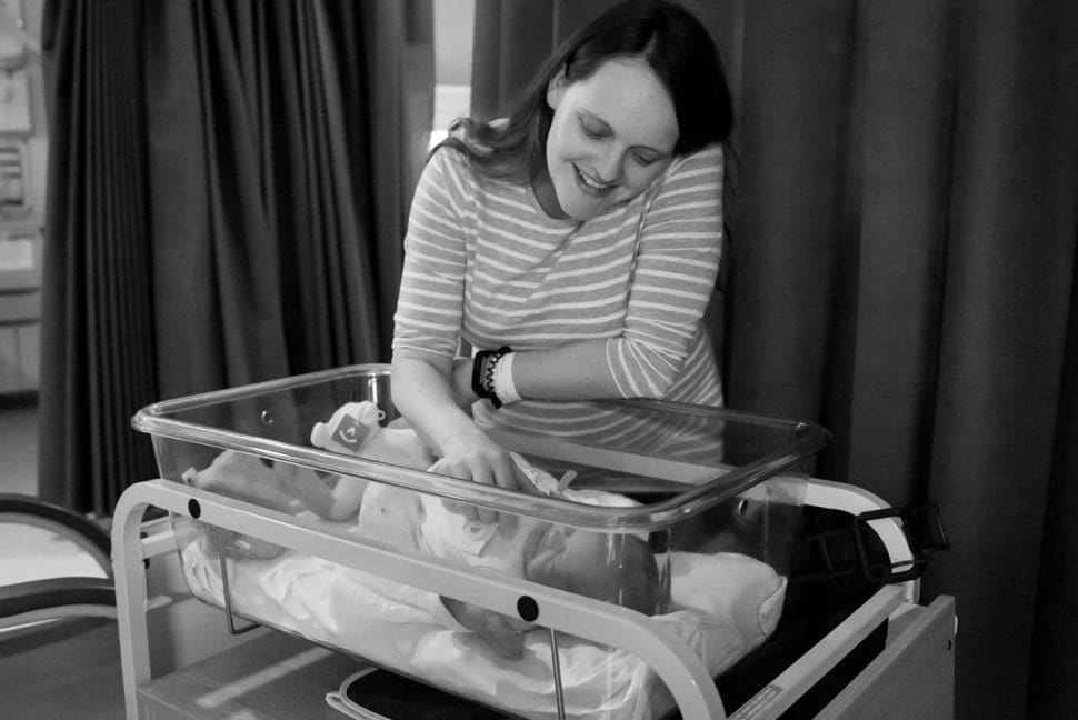 new-mum-with-baby-fresh-48-hospital