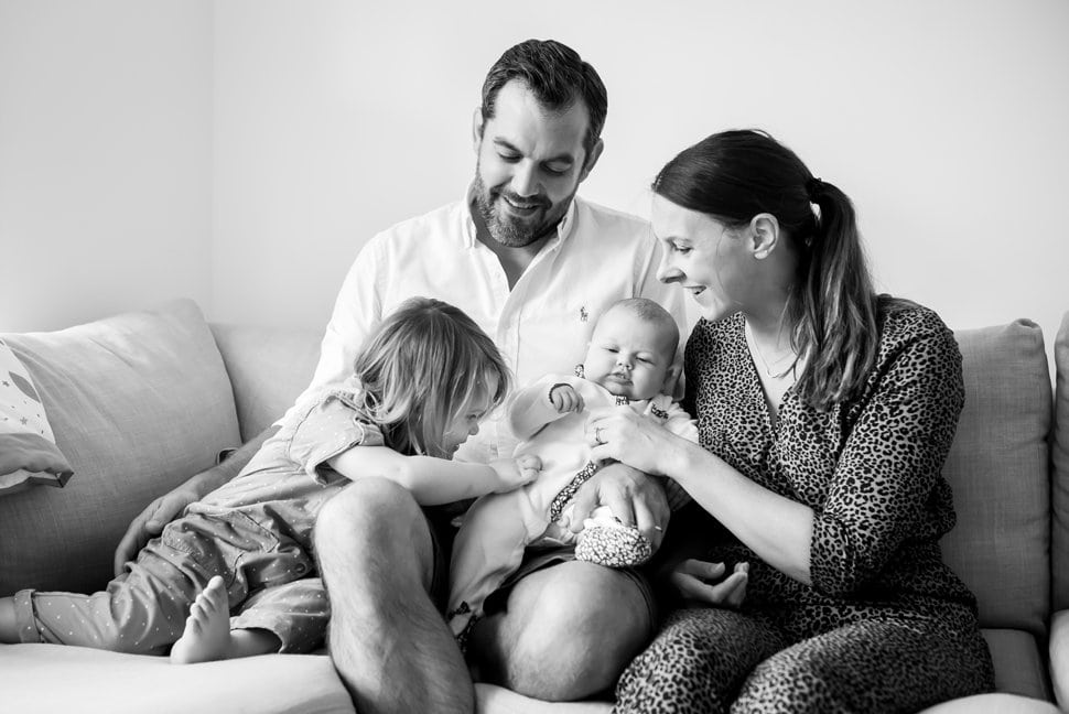 relaxed-natural-family-portrait