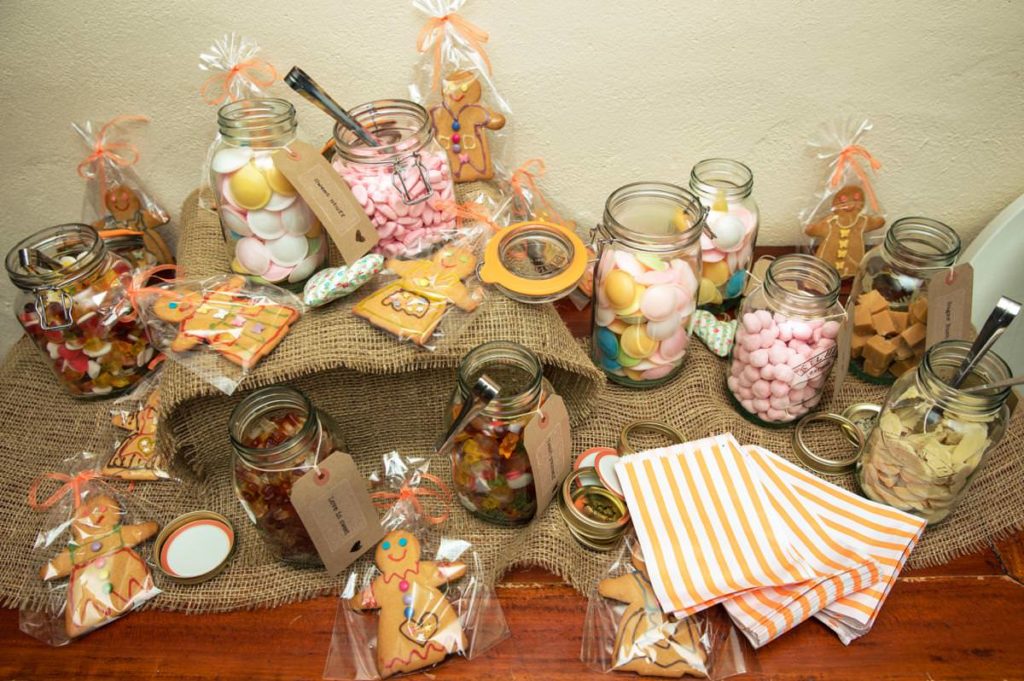 Sweet bar pick and mix wedding favour